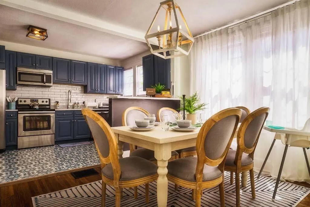 Holiday home Prime Spot! Perfect For Families! Backyard Bliss Villa Charlotte United States